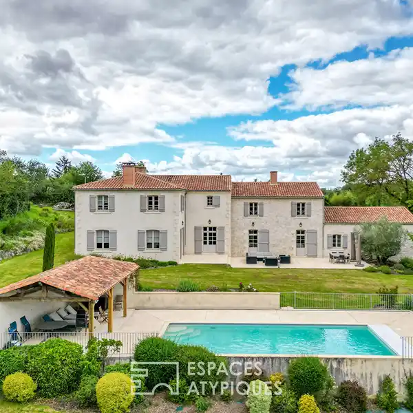 A PERFECT INTERPRETATION OF THE VENDEE MANOR HOUSE